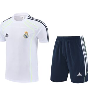 Real Madrid 2010-2011 Season Training Kit