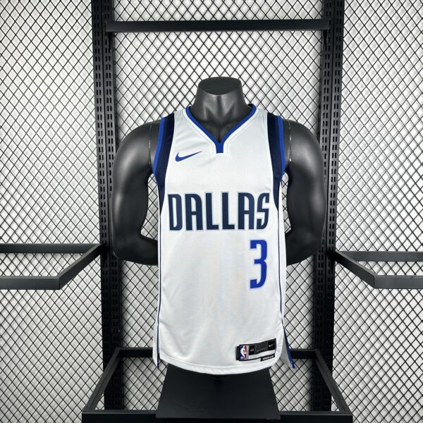 Camiseta no 3 do Davis do Mavericks, temporada de 2023